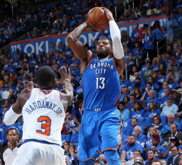  雷霆双少合砍八十五分擒老鹰  