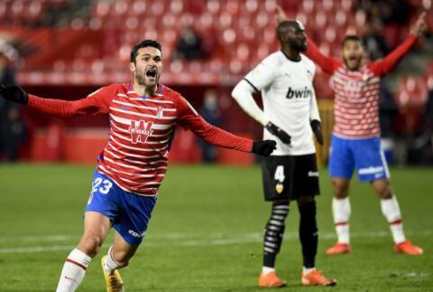  罗马遭遇三连平跌至欧冠区外  