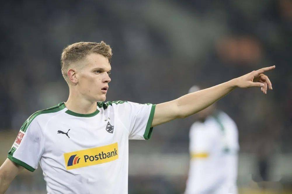  巴黎圣日耳曼报价意甲铁卫，防线重组在即  